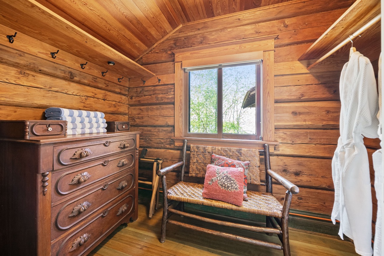 Allison 1 Wisconsin Lake Resort Lodging